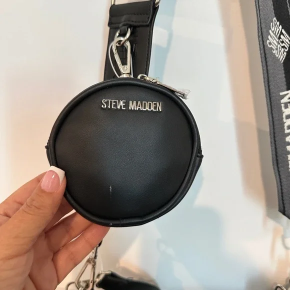 NWT- STEVE MADDEN Black Bjessi Crossbody Bag - Picture 14 of 16